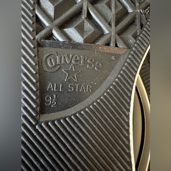 Converse x DC Batman High Tops NWT - Picture 4 of 10